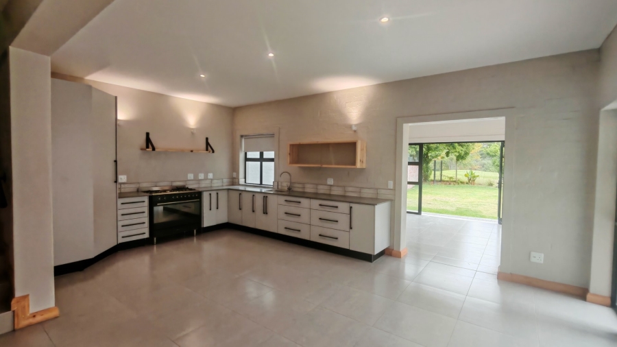 3 Bedroom Property for Sale in Highlands Western Cape